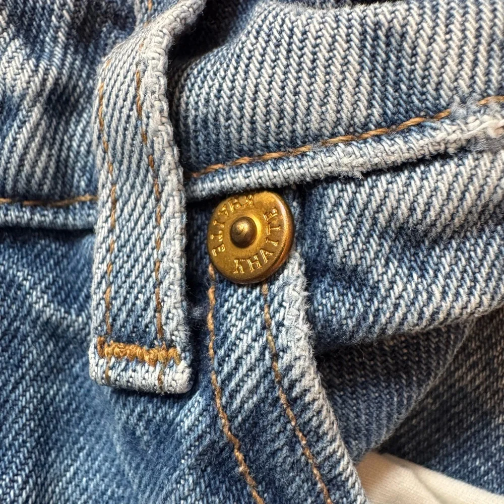 Khaite “Danielle” Jeans | Size 28 | 100% Cotton | Raw/Cut Hem | $620 Retail - Picture 6 of 8